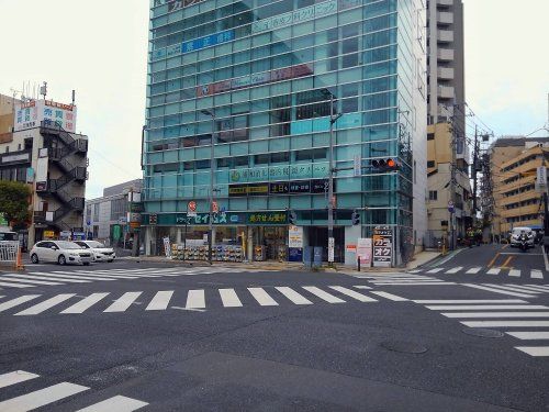 ドラッグセイムス 浦和駅東口店の画像