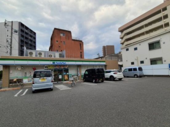 ファミリーマート 平安一丁目店の画像