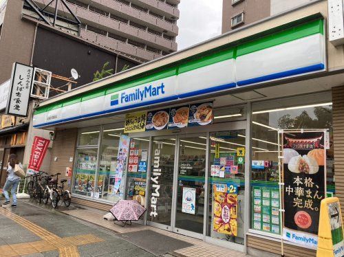 ファミリーマート 名古屋大須観音店の画像