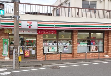 セブンイレブン　横浜上菅田町店の画像