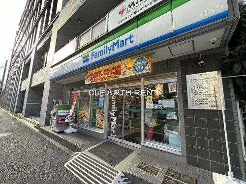 ファミリーマート 鶴屋町店の画像