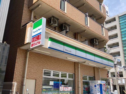 ファミリーマート 熱田金山南店の画像