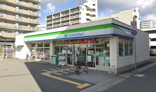 ファミリーマート 下沢通店の画像