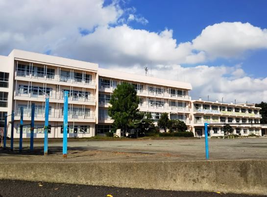 桶川市立加納小学校の画像