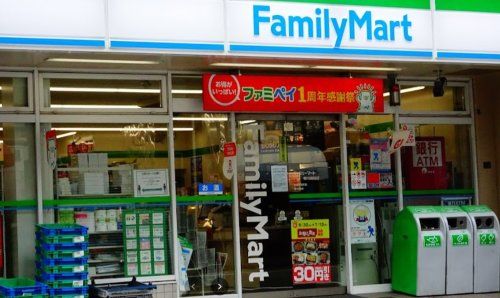 ファミリーマート 東川崎町店の画像