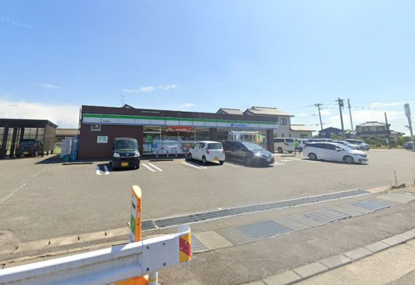 ファミリーマート 新潟嘉瀬店の画像