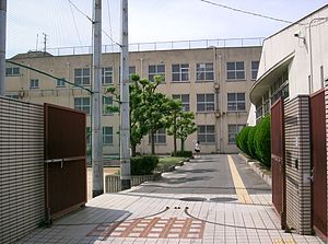 大阪市立住吉中学校の画像