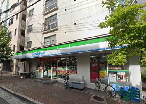 ファミリーマート 神戸花隈店の画像