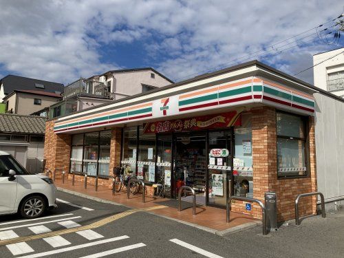 セブンイレブン 大阪鶴町3丁目店の画像