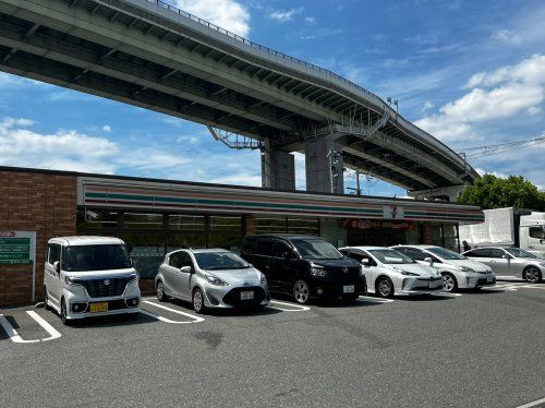 セブンイレブン大阪桜島３丁目店の画像