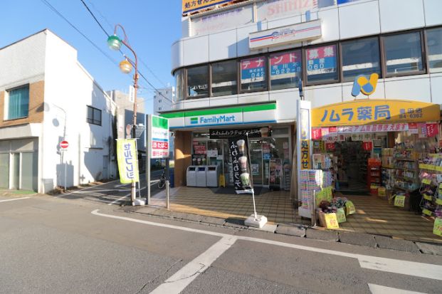 ファミリーマート 日野豊田駅南口店の画像