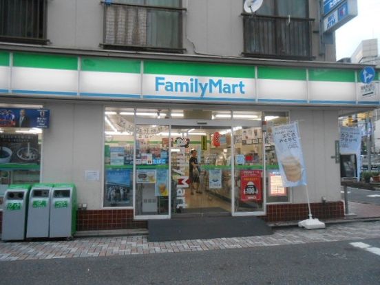 ファミリーマート　新三河島駅前店の画像