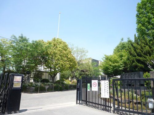 京田辺市立三山木小学校の画像