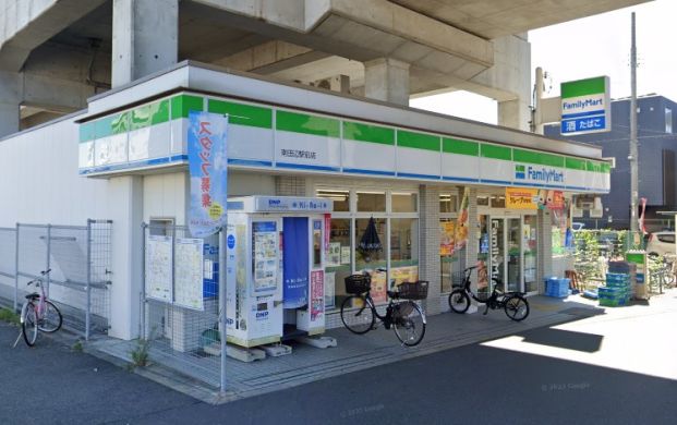 ファミリーマート南田辺駅前店の画像