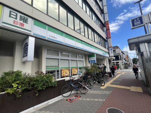 ファミリーマート北加賀屋店の画像