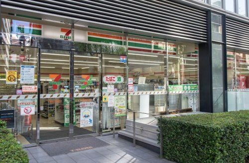 セブンイレブン 銀座2丁目店の画像