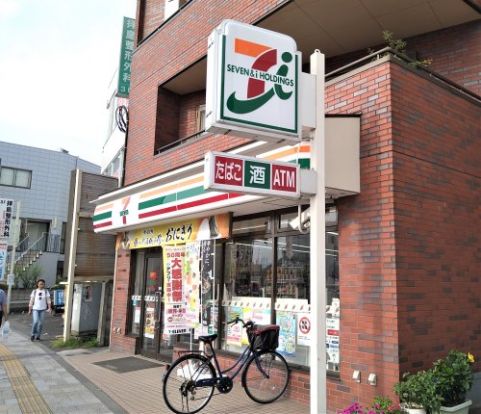 セブン-イレブン 拝島駅南口店の画像