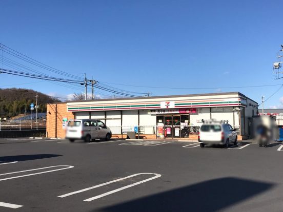 セブンイレブン 太田市追分店の画像