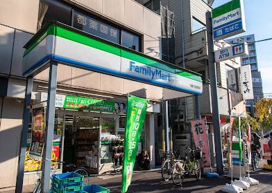 ファミリーマート 台東入谷駅前店の画像