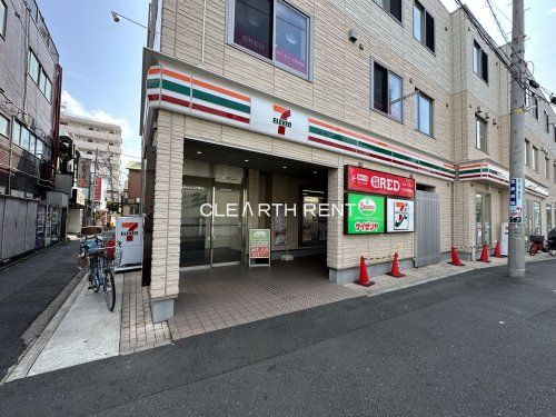 セブンイレブン 横浜京急生麦駅前店の画像