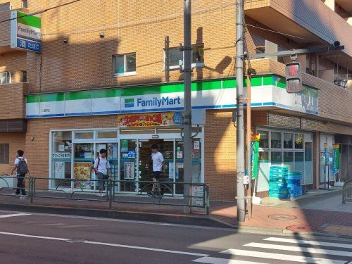  ファミリーマート 三鷹南店の画像