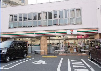 セブンイレブン 世田谷サザエさん通り店の画像