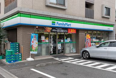 ファミリーマート 大田中馬込店の画像