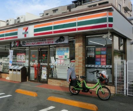 セブンイレブン　横浜戸塚吉田町店の画像