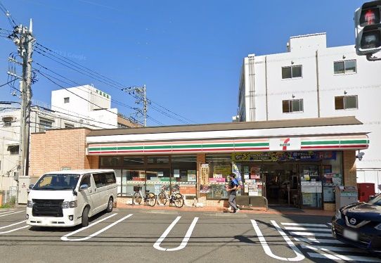 セブンイレブン 川崎新作店の画像