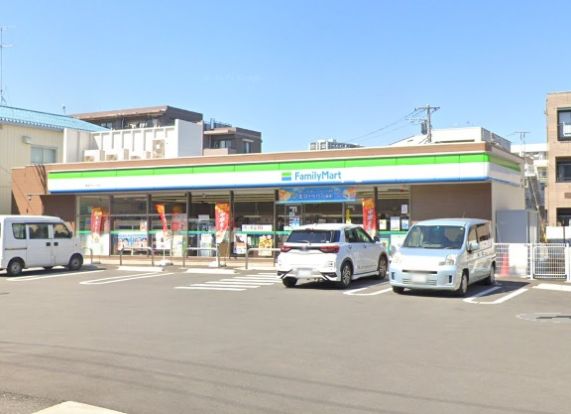 ファミリーマート 川崎新作五丁目店の画像