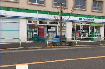 ファミリーマート 滝野川一丁目店の画像