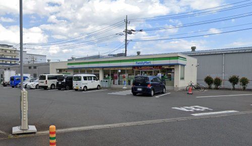 ファミリーマート 厚木長谷店の画像