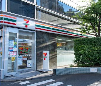 セブンイレブン 港区芝1丁目店の画像