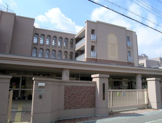 宝塚市立 仁川小学校の画像