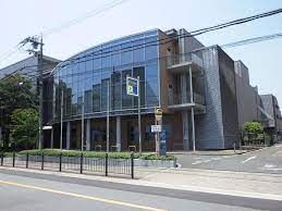 茨木市役所 生涯学習センターの画像