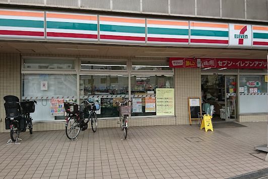 セブンイレブン 世田谷瀬田4丁目店の画像