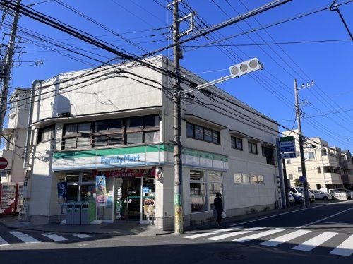 ファミリーマート 川崎宮内三丁目店の画像