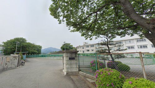 伊勢原市立成瀬中学校の画像