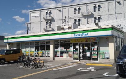 ファミリーマート 福島北港通店の画像