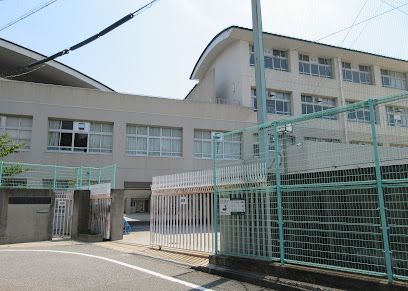 神戸市立丸山中学校の画像