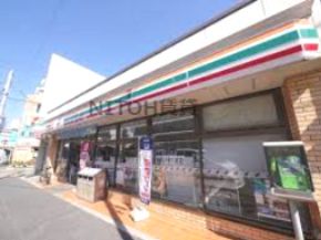 セブンイレブン 横浜三吉橋店の画像
