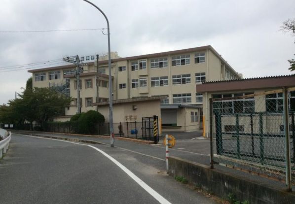 福岡市立高取中学校の画像