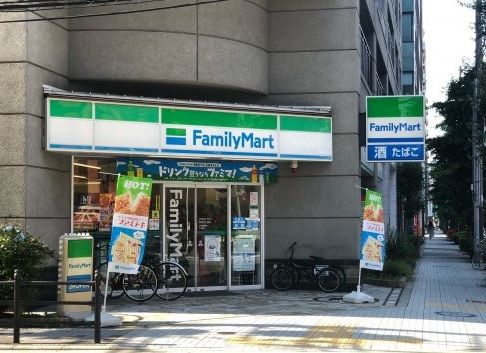 ファミリーマート 新町三丁目店の画像