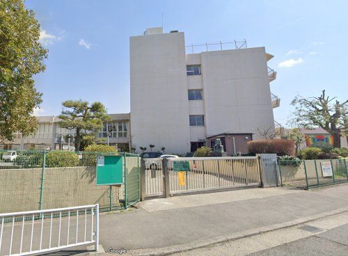 秦野市立堀川小学校の画像