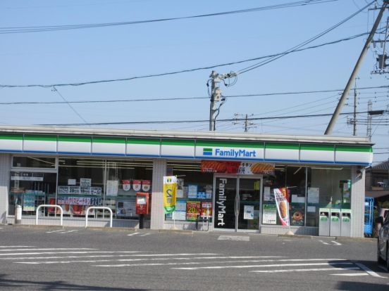 ファミリーマート 小牧新町二丁目店の画像