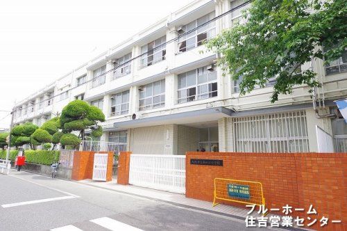 大阪市立南田辺小学校の画像