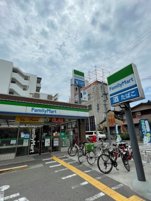 ファミリーマート 城東えなみ店の画像