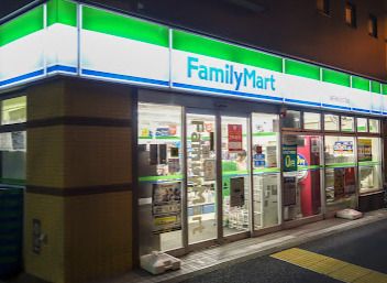 ファミリーマート 高円寺北三丁目店の画像