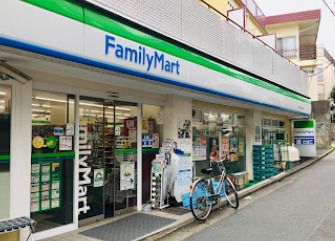 ファミリーマート 笹塚三丁目北店の画像