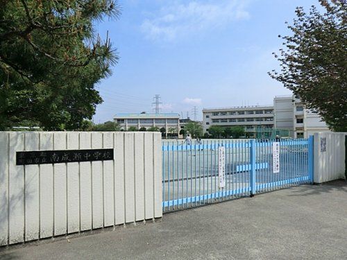 町田市立南成瀬中学校の画像